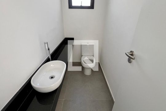 Lavabo da Sala de casa à venda com 3 quartos, 276m² em Vila Madalena, São Paulo
