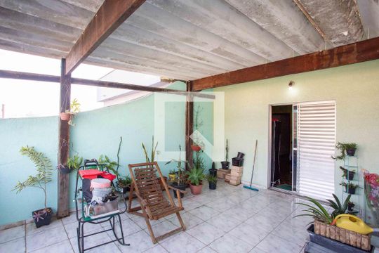 Varanda de casa à venda com 4 quartos, 210m² em Taboão, Diadema