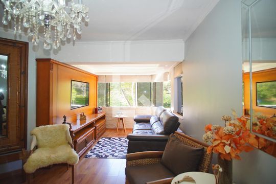 Sala de apartamento à venda com 3 quartos, 99m² em Vila Ipiranga, Porto Alegre