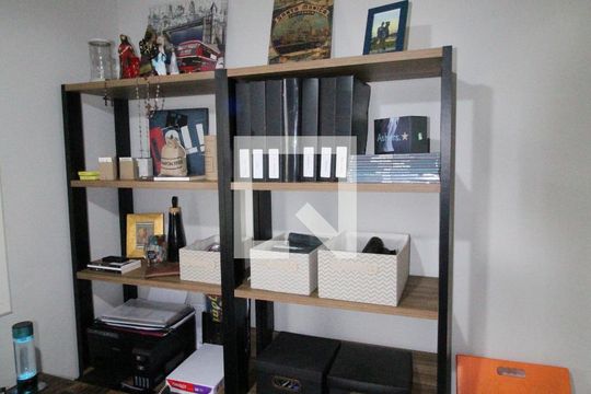 Quarto 1 de casa para alugar com 3 quartos, 130m² em Jardim das Industrias, São José dos Campos