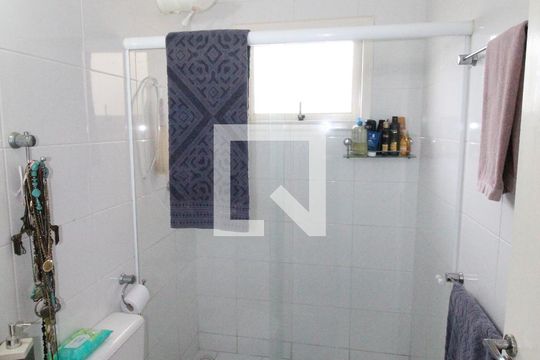 Banheiro da Suíte de casa para alugar com 3 quartos, 130m² em Jardim das Industrias, São José dos Campos