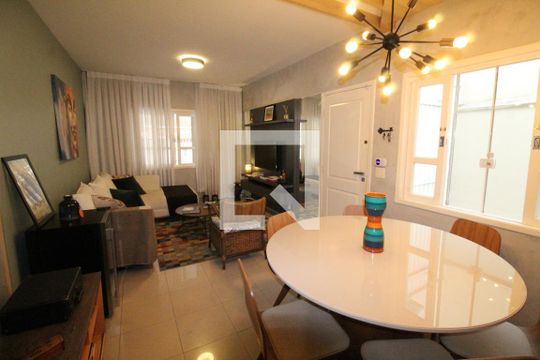 Casa para alugar com 3 quartos, 130m² em Jardim das Industrias, São José dos Campos