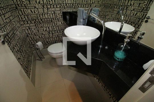 Banheiro 1 de casa para alugar com 3 quartos, 130m² em Jardim das Industrias, São José dos Campos