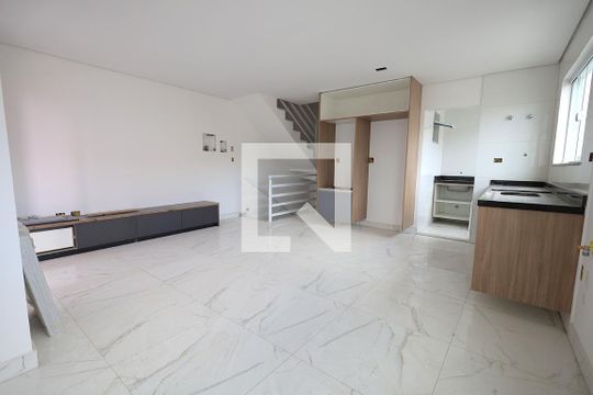 Sala/Cozinha de casa de condomínio à venda com 3 quartos, 117m² em Vila Metalúrgica, Santo André