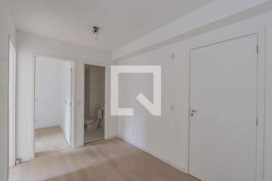 Sala/Cozinha de apartamento à venda com 2 quartos, 30m² em Vila Moraes, São Paulo