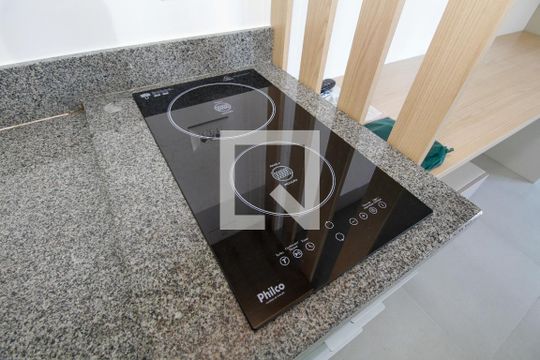 Cooktop de kitnet/studio para alugar com 1 quarto, 24m² em Pinheiros, São Paulo