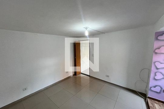 Quarto de casa de condomínio para alugar com 1 quarto, 50m² em Parque Peruche, São Paulo