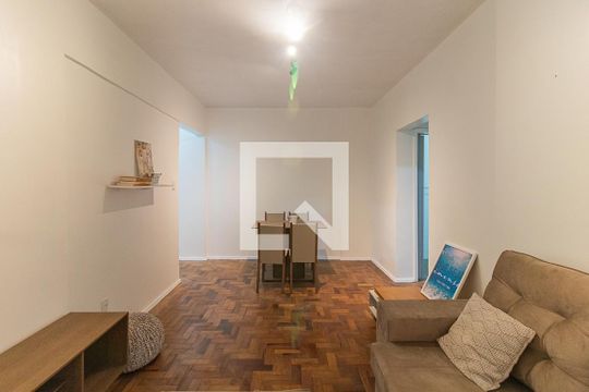 Sala de apartamento à venda com 1 quarto, 57m² em Centro Histórico, Porto Alegre