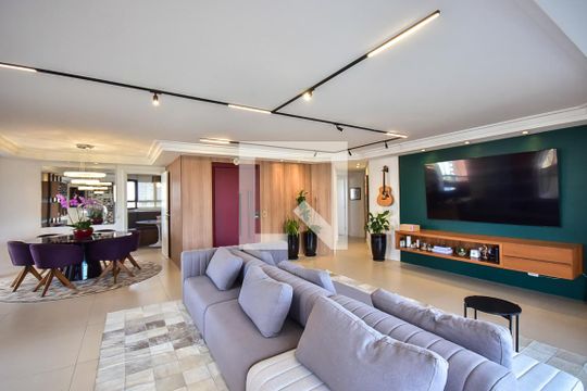 Sala de apartamento à venda com 4 quartos, 229m² em Jardim Londrina, São Paulo