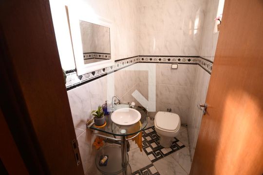 Lavabo de casa à venda com 4 quartos, 230m² em Loteamento Parque das Hortências (sousas), Campinas