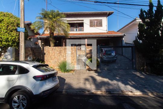 Fachada de casa à venda com 3 quartos, 284m² em Jardim Sao Carlos, Campinas