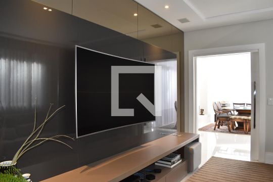Sala 2 de casa à venda com 5 quartos, 590m² em Butiatuvinha, Curitiba