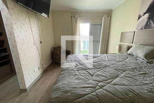 Suíte 1 de casa à venda com 3 quartos, 233m² em Vila Curuçá, Santo André