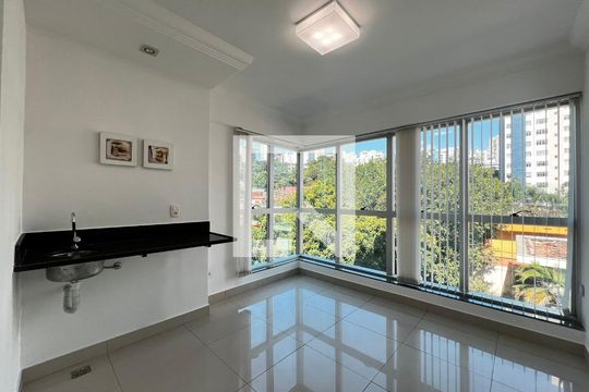 Apartamento à venda com 3 quartos, 106m² em Sion, Belo Horizonte