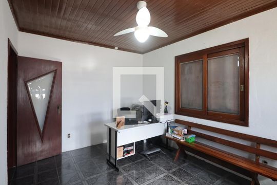 Sala 2 de casa à venda com 6 quartos, 173m² em Fátima, Canoas