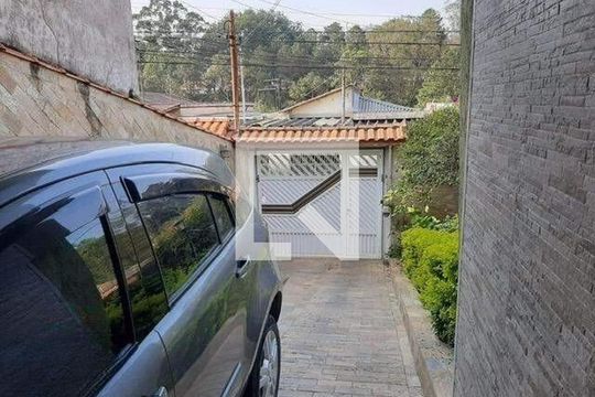 Casa à venda com 3 quartos, 360m² em Jardim Andrea Demarchi, São Bernardo do Campo