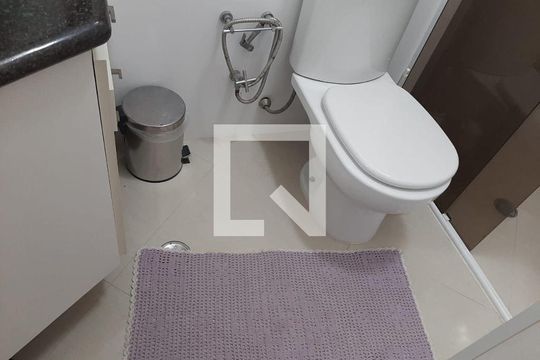 Casa à venda com 3 quartos, 360m² em Jardim Andrea Demarchi, São Bernardo do Campo