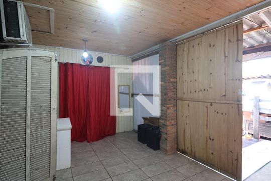Sala 2 de casa à venda com 1 quarto, 45m² em Estância Velha, Canoas