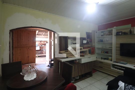 Sala 1 de casa à venda com 1 quarto, 45m² em Estância Velha, Canoas