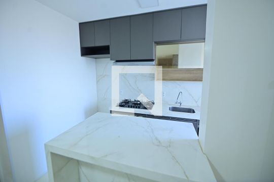 Cozinha de apartamento para alugar com 2 quartos, 51m² em Setor Faicalville, Goiânia