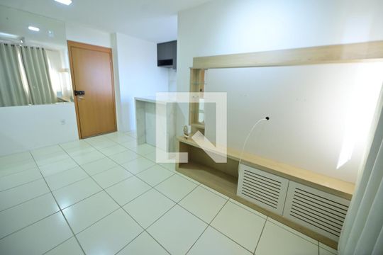 Sala de apartamento para alugar com 2 quartos, 51m² em Setor Faicalville, Goiânia