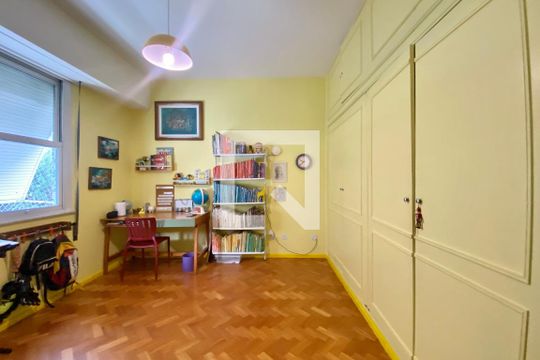 Suíte de apartamento à venda com 4 quartos, 167m² em Botafogo, Rio de Janeiro