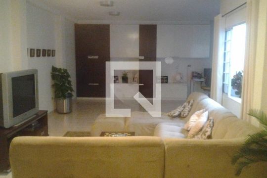 Casa de Condomínio à venda com 4 quartos, 130m² em Planalto Paulista, São Paulo