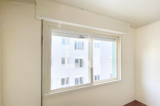 Sala de casa de condomínio à venda com 2 quartos, 60m² em Scharlau, São Leopoldo