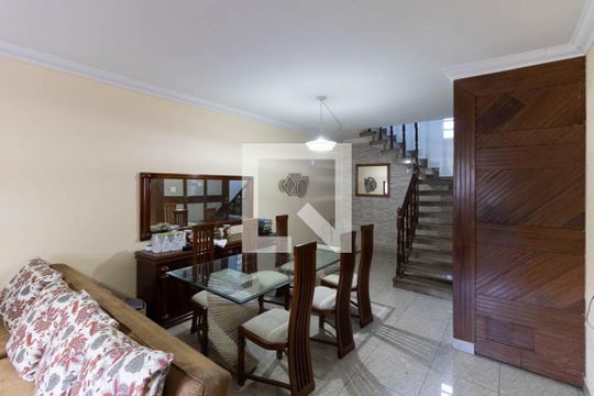 Sala de casa à venda com 4 quartos, 180m² em Vila Moraes, São Paulo