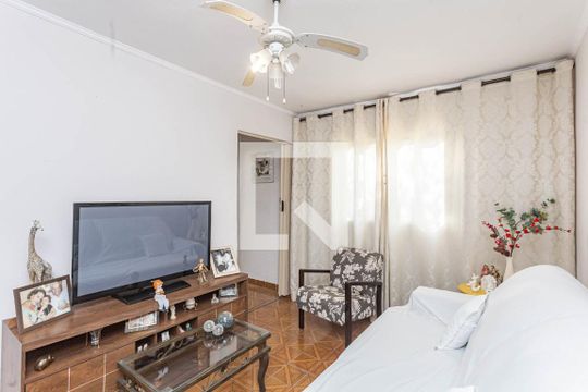 Sala de casa à venda com 2 quartos, 320m² em São Salvador, São Paulo