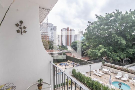 Sacada de apartamento à venda com 2 quartos, 65m² em Campo Belo, São Paulo