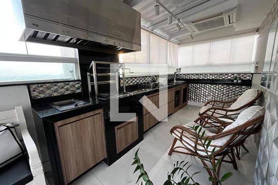 Apartamento à venda com 4 quartos, 225m² em Santa Teresinha, São Paulo