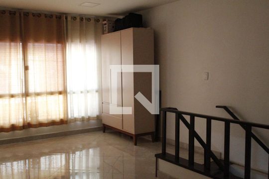 Sala 2 de casa para alugar com 4 quartos, 150m² em Curicica, Rio de Janeiro