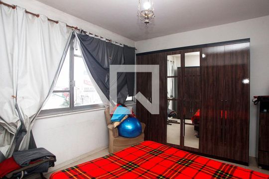  Suíte de apartamento à venda com 5 quartos, 175m² em Centro Histórico, Porto Alegre