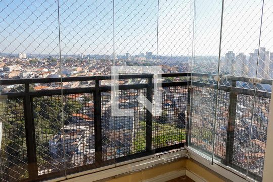Sacada de apartamento para alugar com 2 quartos, 46m² em Novo Osasco, Osasco