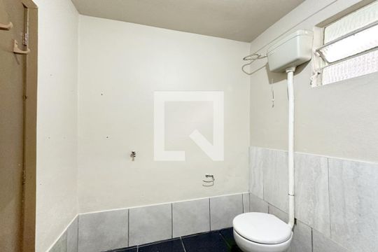 Banheiro de casa para alugar com 2 quartos, 60m² em Scharlau, São Leopoldo