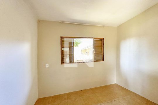 Quarto 1 de casa para alugar com 2 quartos, 60m² em Scharlau, São Leopoldo