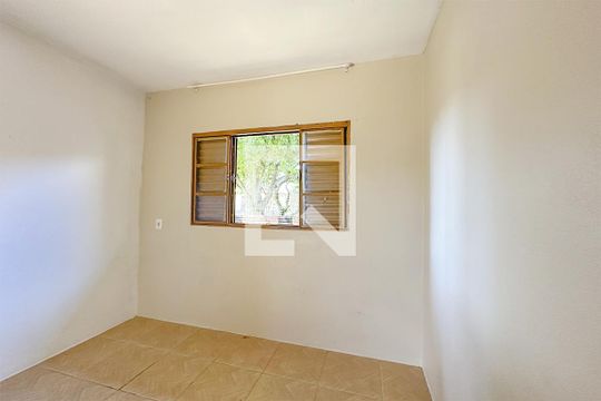 Quarto 1 de casa para alugar com 2 quartos, 60m² em Scharlau, São Leopoldo