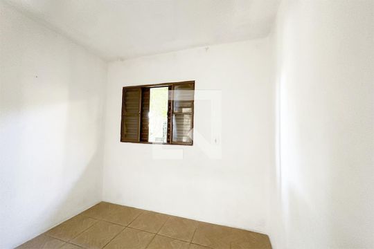 Quarto 2 de casa para alugar com 2 quartos, 60m² em Scharlau, São Leopoldo