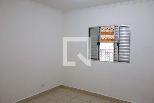 Quarto 1 de casa para alugar com 2 quartos, 50m² em Santa Maria, Osasco