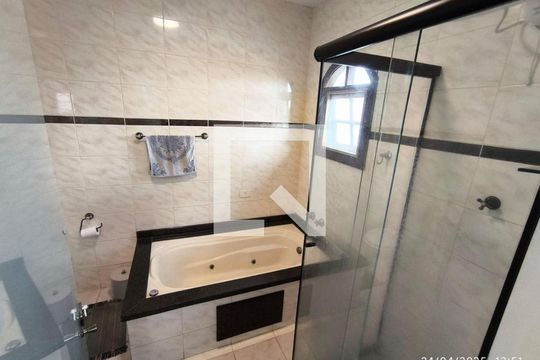 Casa para alugar com 6 quartos, 265m² em Parque Terra Nova II, São Bernardo do Campo