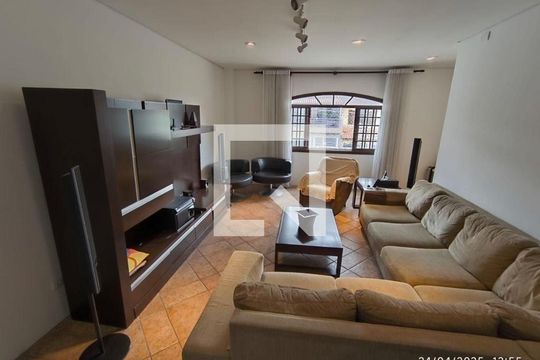 Casa para alugar com 6 quartos, 265m² em Parque Terra Nova II, São Bernardo do Campo