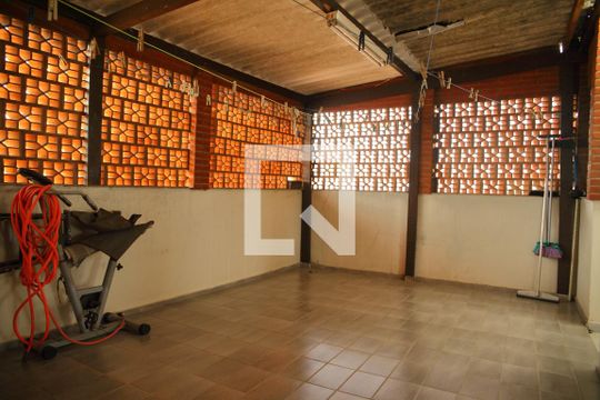 Área de serviço de casa à venda com 3 quartos, 240m² em Vila Jordanopolis, São Bernardo do Campo