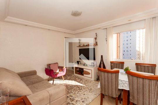 Sala de apartamento à venda com 3 quartos, 78m² em Jardim Ubirajara, São Paulo