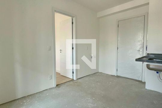 Sala de kitnet/studio para alugar com 1 quarto, 26m² em Pinheiros, São Paulo