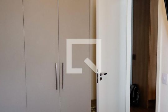 Quarto  de apartamento à venda com 1 quarto, 36m² em Presidente Altino, Osasco