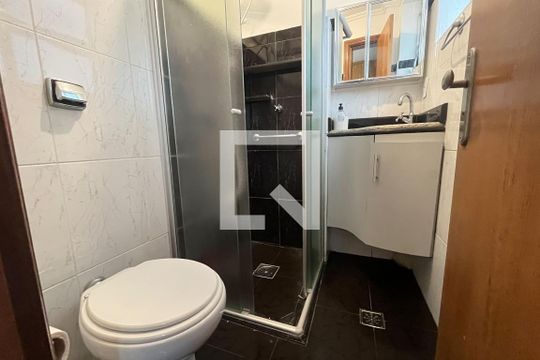 Banheiro Suíte de apartamento para alugar com 1 quarto, 63m² em Gonzaga, Santos