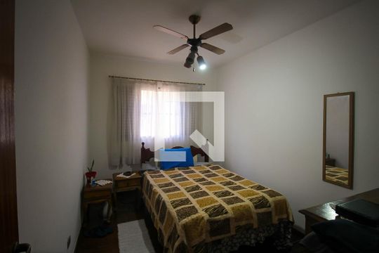 Quarto 2 de casa para alugar com 3 quartos, 250m² em Jardim Independência (são Paulo), São Paulo