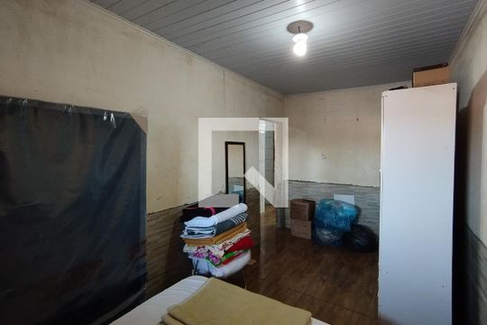 Quarto 1 de casa para alugar com 2 quartos, 58m² em Scharlau, São Leopoldo