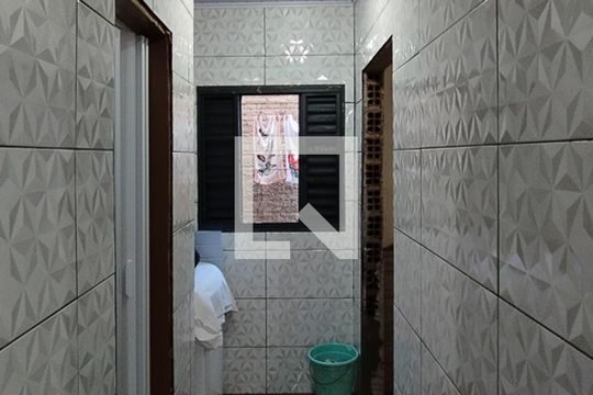 Corredor de casa para alugar com 2 quartos, 58m² em Scharlau, São Leopoldo